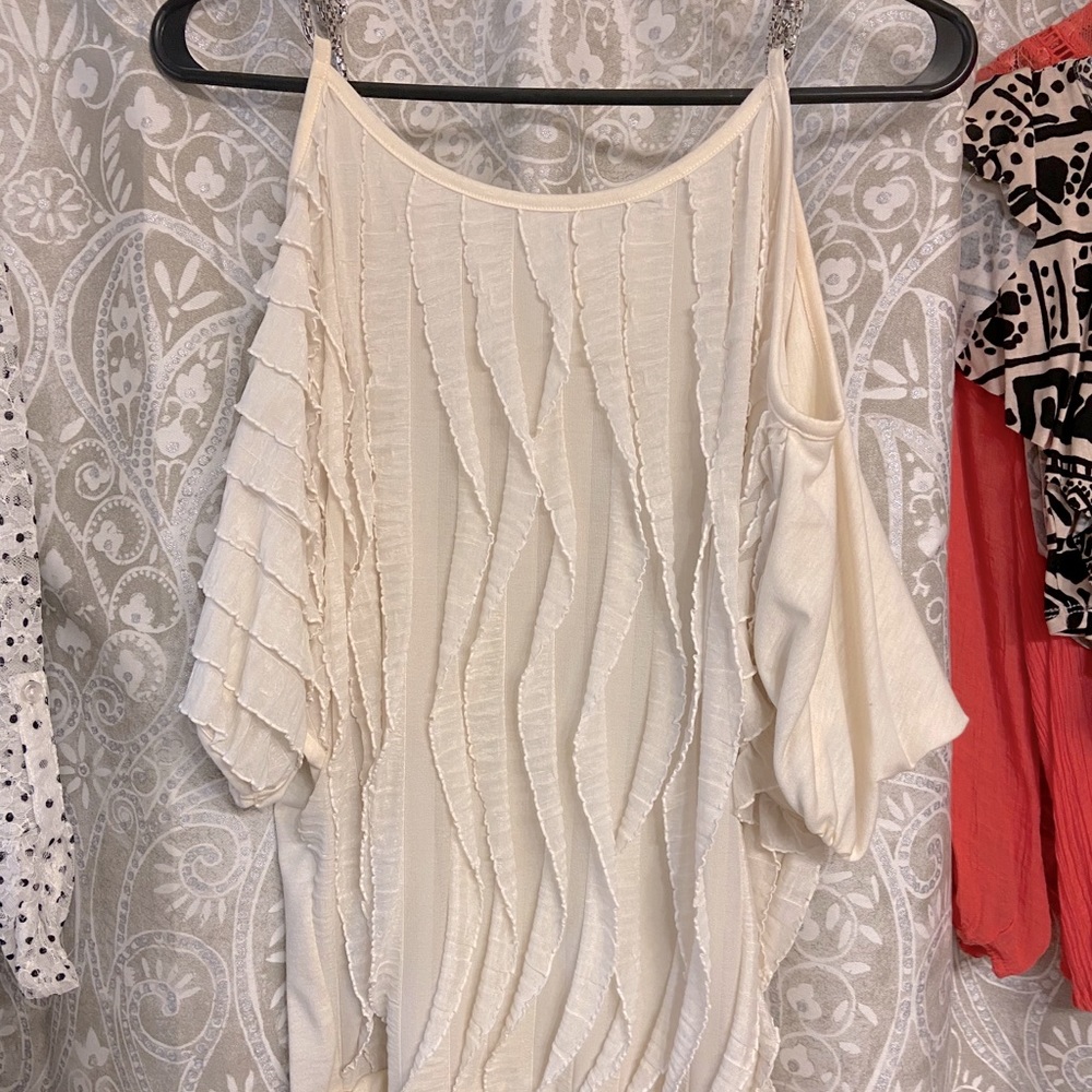 Off White Flowy Ruffle Tunic